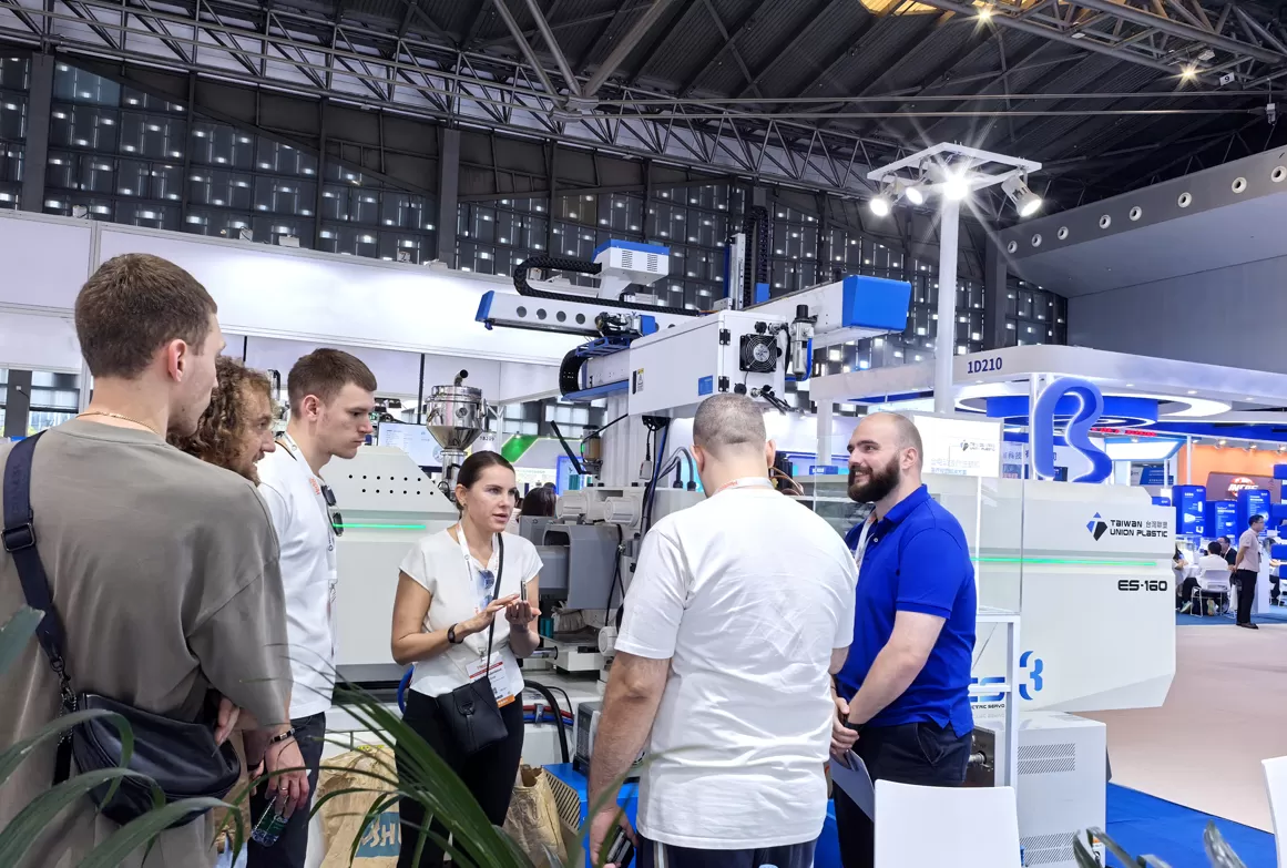 Medtec Medical Device Exhibition: Fully Electric Cleanroom Automation