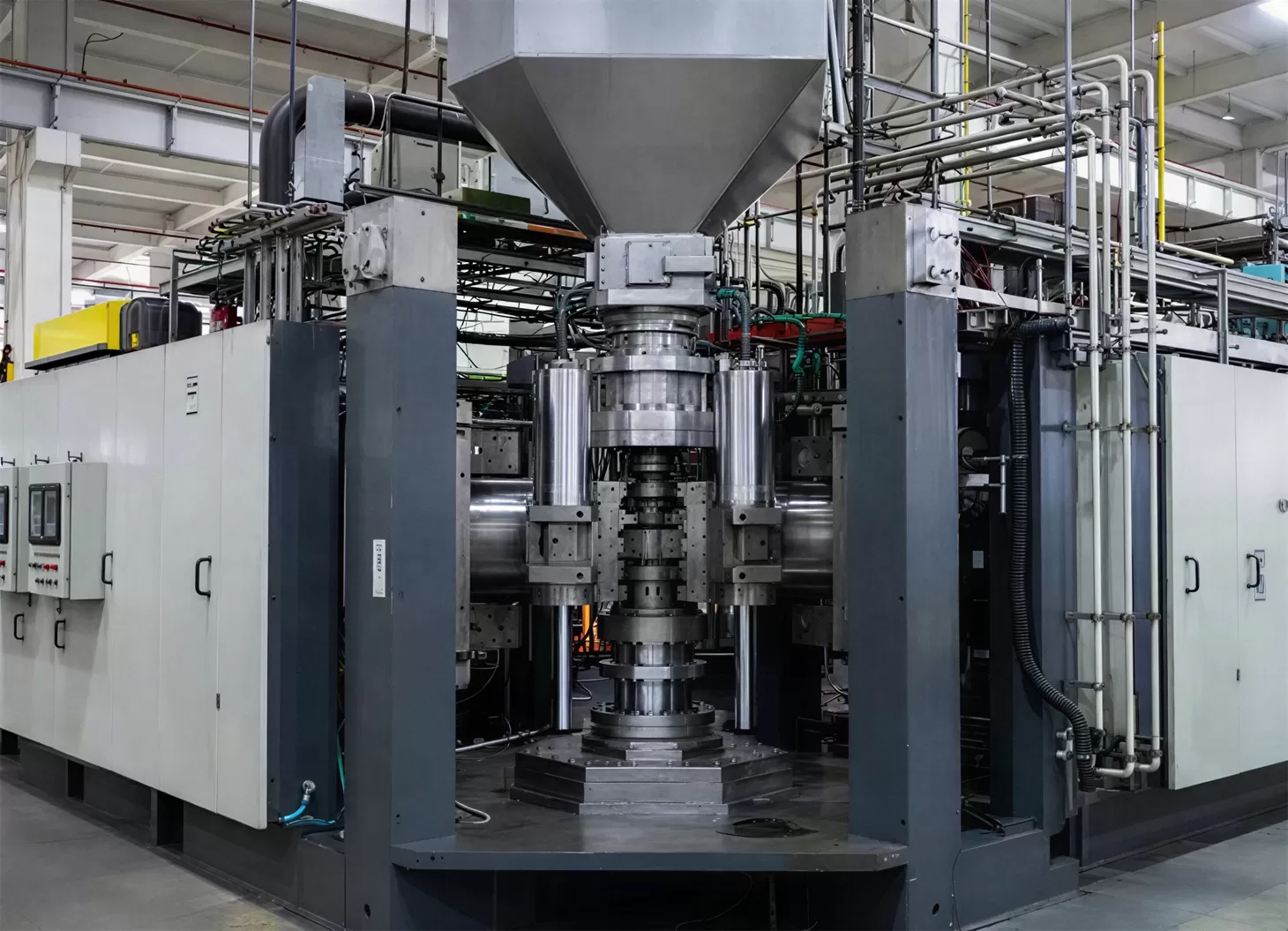 Powering Innovation: The Essential Role of Large Injection Molding Machines Powering Innovation: The Essential Role of Large Injection Molding Machines