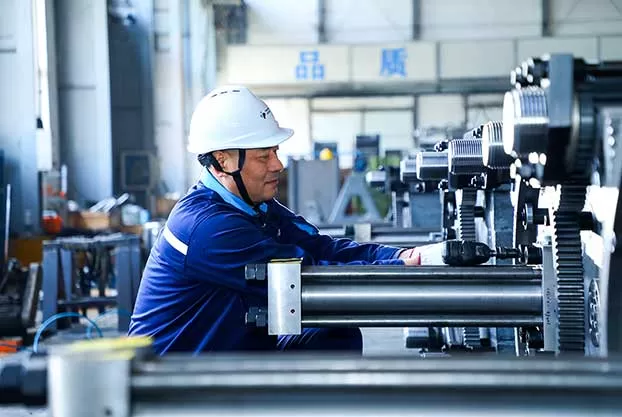 Professional Service Team of Injection Molding Machines