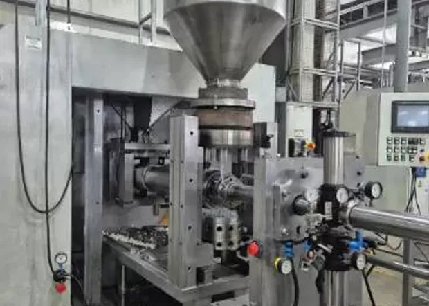 The Backbone of Clamping: Understanding Tie Bar Injection Molding