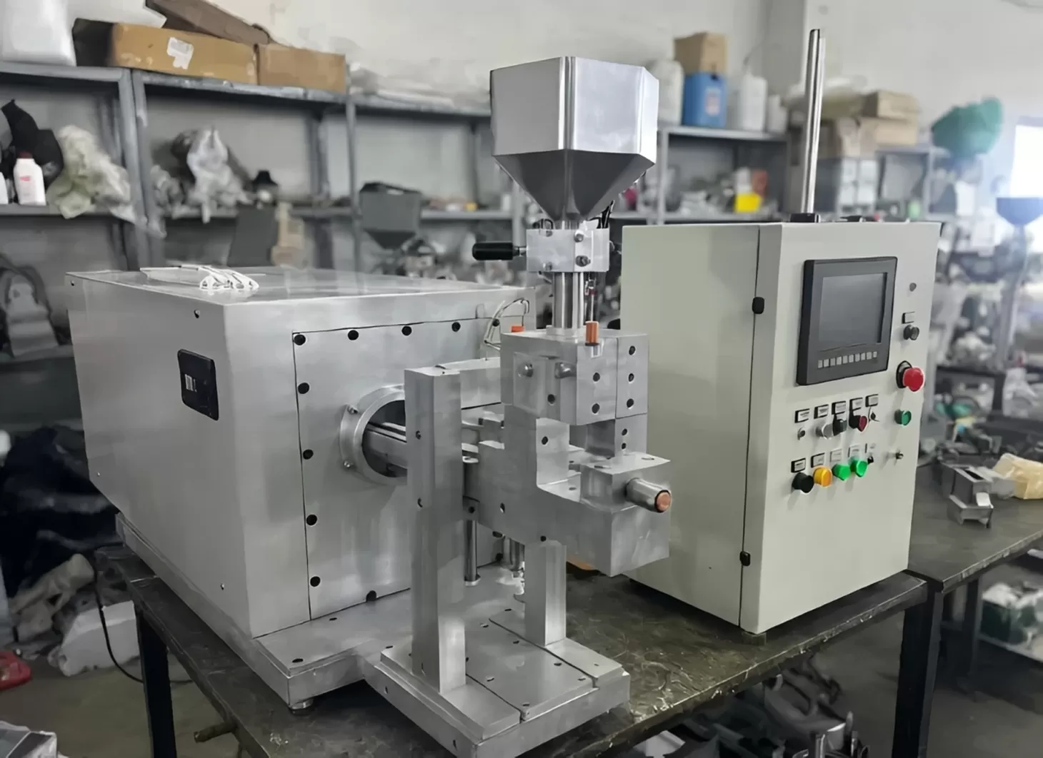 The Strategic Advantage of the Small Injection Molding Machine The Strategic Advantage of the Small Injection Molding Machine