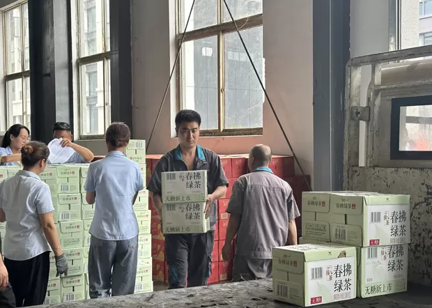Battling the Heat with Cool Care Continuously Distributes Summer Beverage Benefits to Employees​