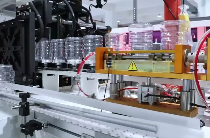 UN-PET Preform Special Injection Molding Machine For Preform Packaging Machine